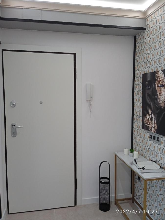 דירות לוגו Apartamento Isaac Junto A La Muralla Romana מראה חיצוני תמונה