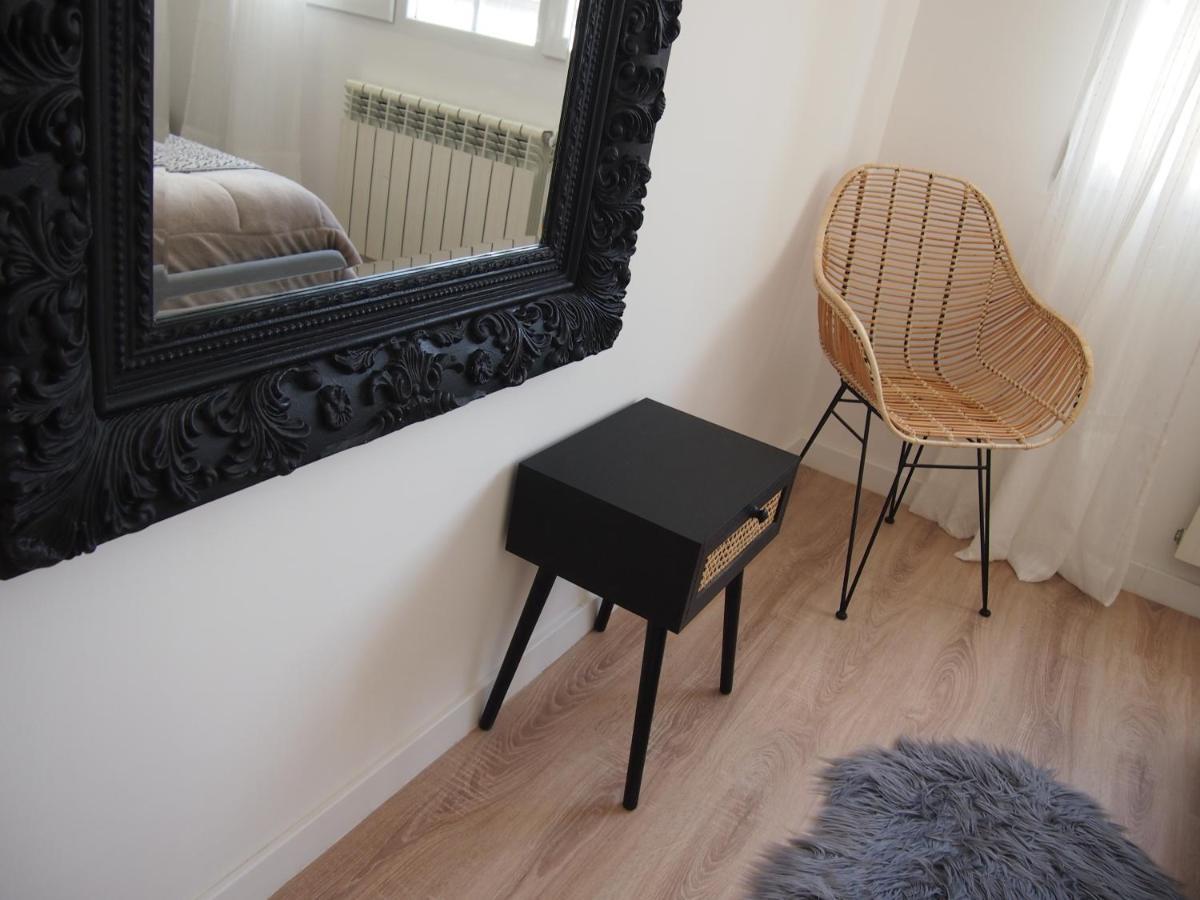 דירות לוגו Apartamento Isaac Junto A La Muralla Romana מראה חיצוני תמונה